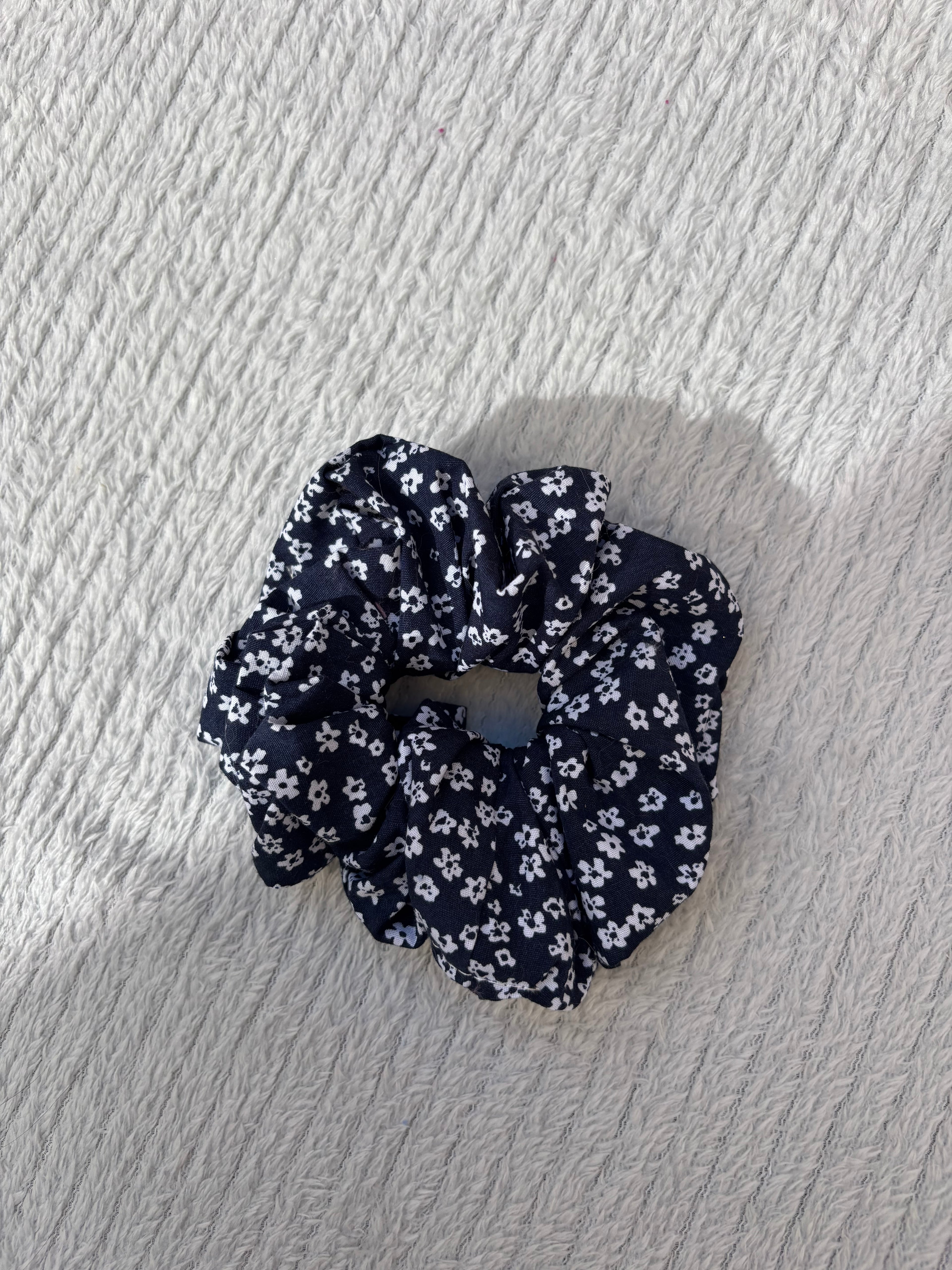 Chouchou scrunchie Lucka